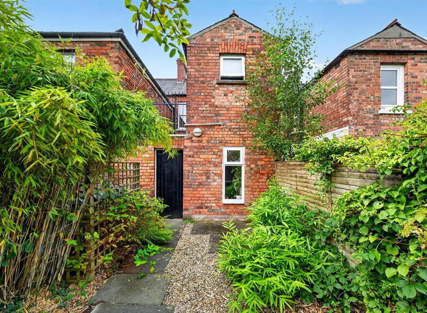 37 Adelaide Avenue, Belfast, BT9 7FY
