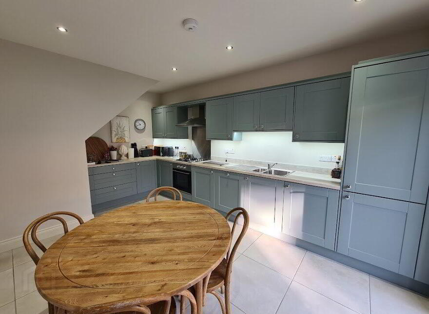 8 Helens Wood Lane, Bangor, BT19 1GE