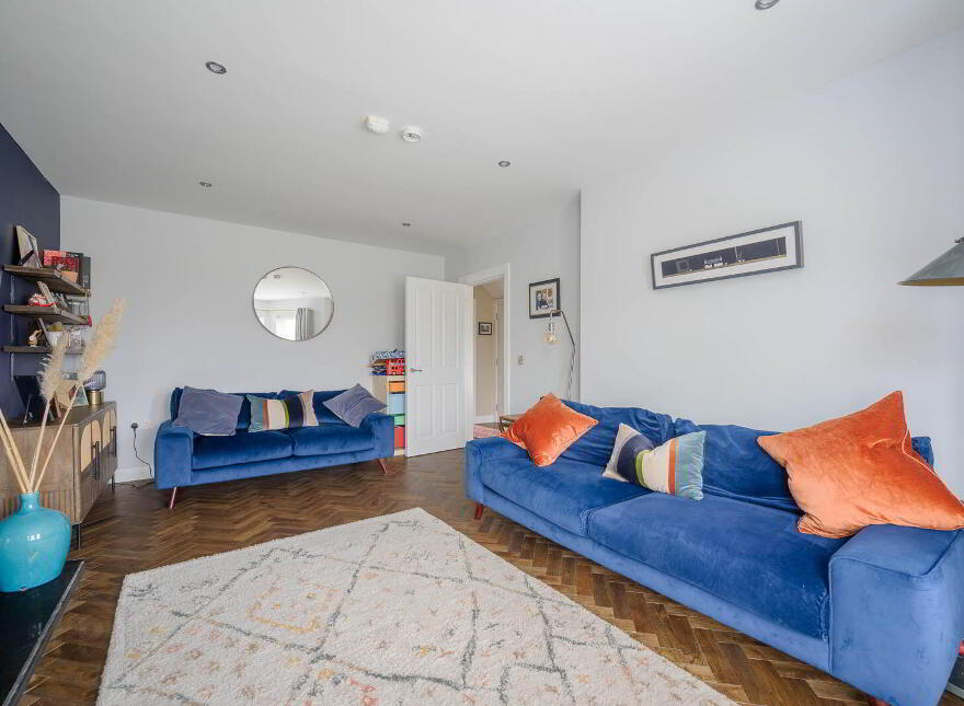 3 Millmount Gardens, Dundonald, Belfast, BT16 1ZL