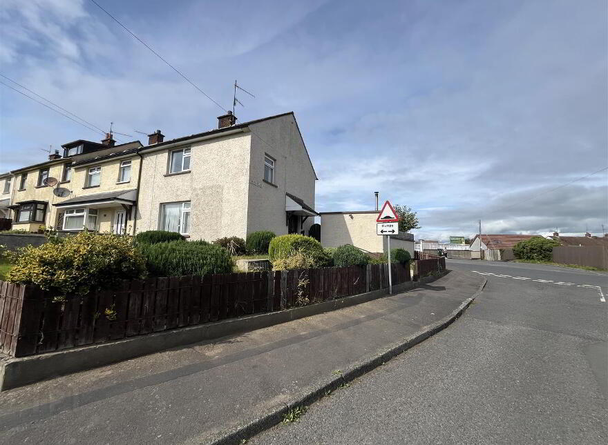 39 Orior Road, Newry, BT35 6EL