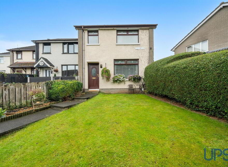 15 Almond Drive, Dunmurry, Belfast, BT17 0DG