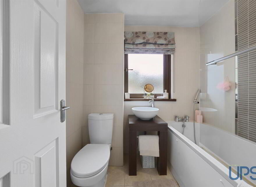 15 Almond Drive, Dunmurry, Belfast, BT17 0DG