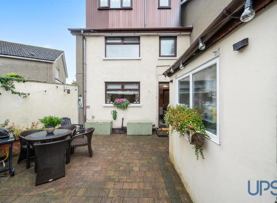 15 Almond Drive, Dunmurry, Belfast, BT17 0DG