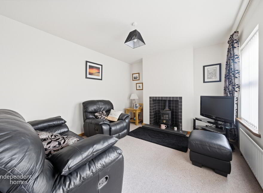 6 Gorse Meadow, Ballygally, Larne, BT40 2TY