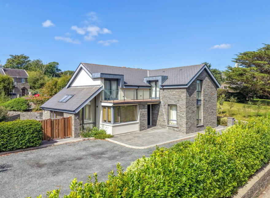 Chestnut Grove, Colla Road, Schull, P81XF99