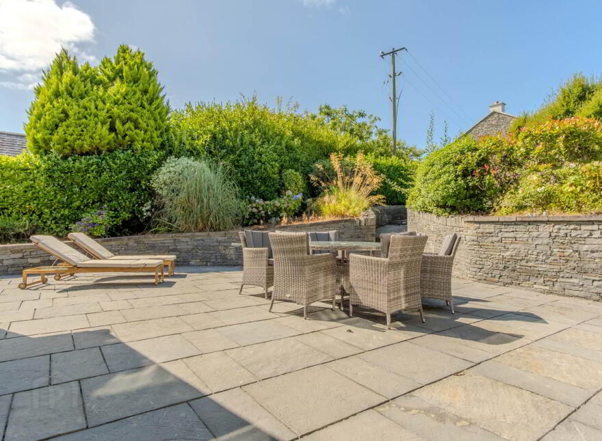 Chestnut Grove, Colla Road, Schull, P81XF99
