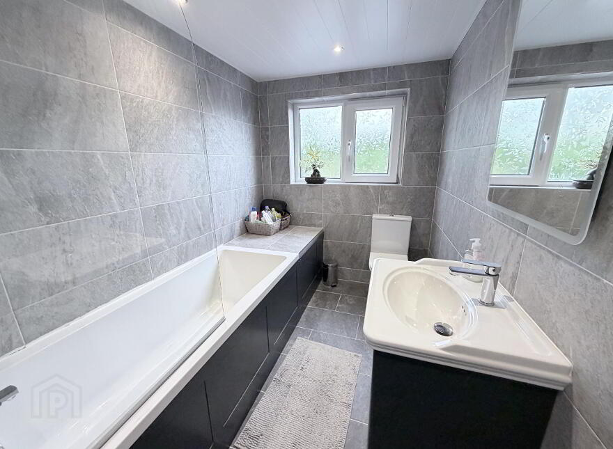 7 Milfort Terrace, Banbridge, BT32 4NB