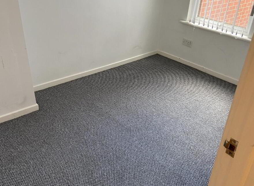 Ogilvie Street, Belfast, BT6 8NH