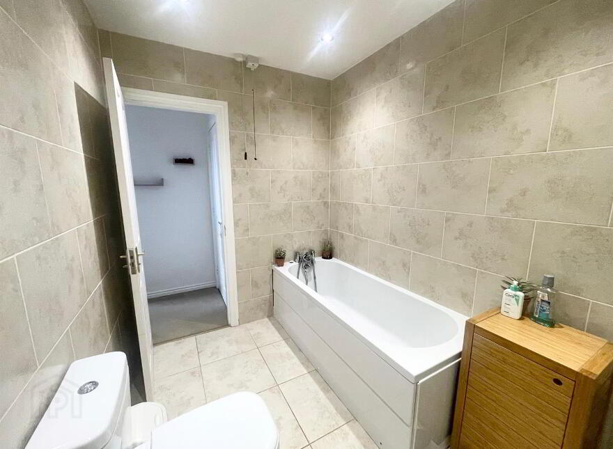 Apartment 8 Old Exchange Court, Belfast, BT5 6HU