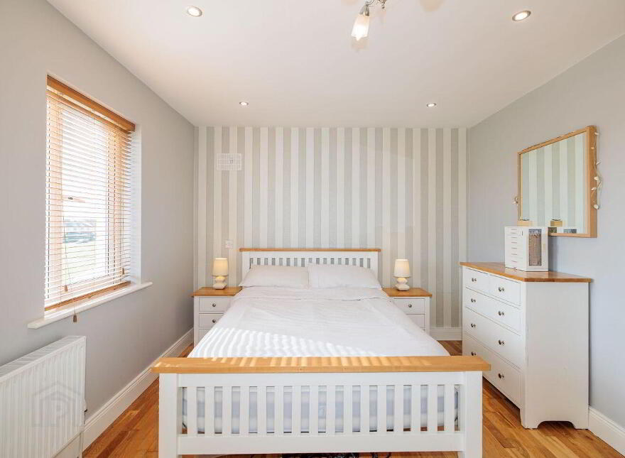 22 Roselawn, Bolton Woods, Callan, R95HD25