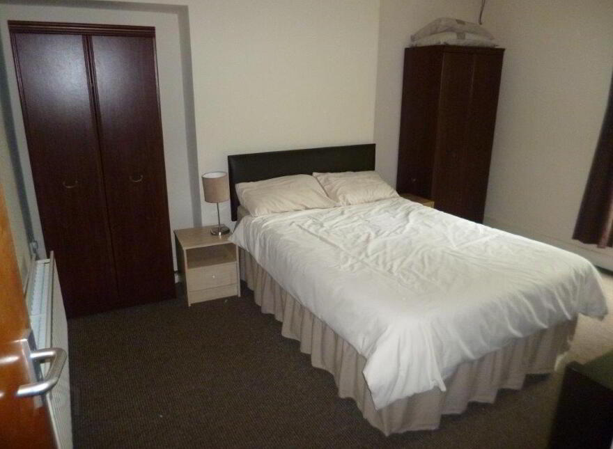 Apt 3, 29 Eglantine Avenue, Belfast, BT9 6EW