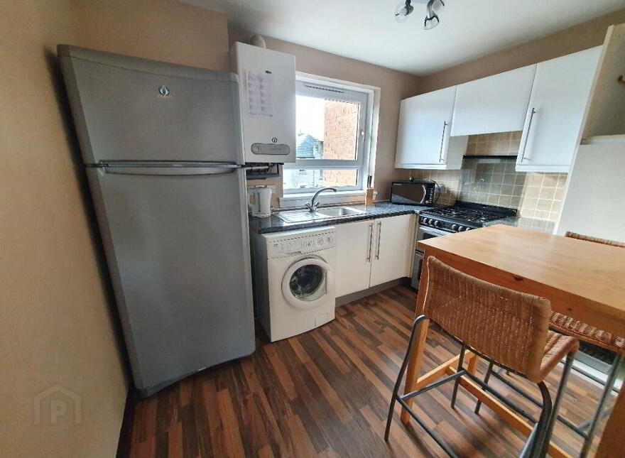 48 North Fort Street, Ferry Road, Edinburgh, EH6 4HW