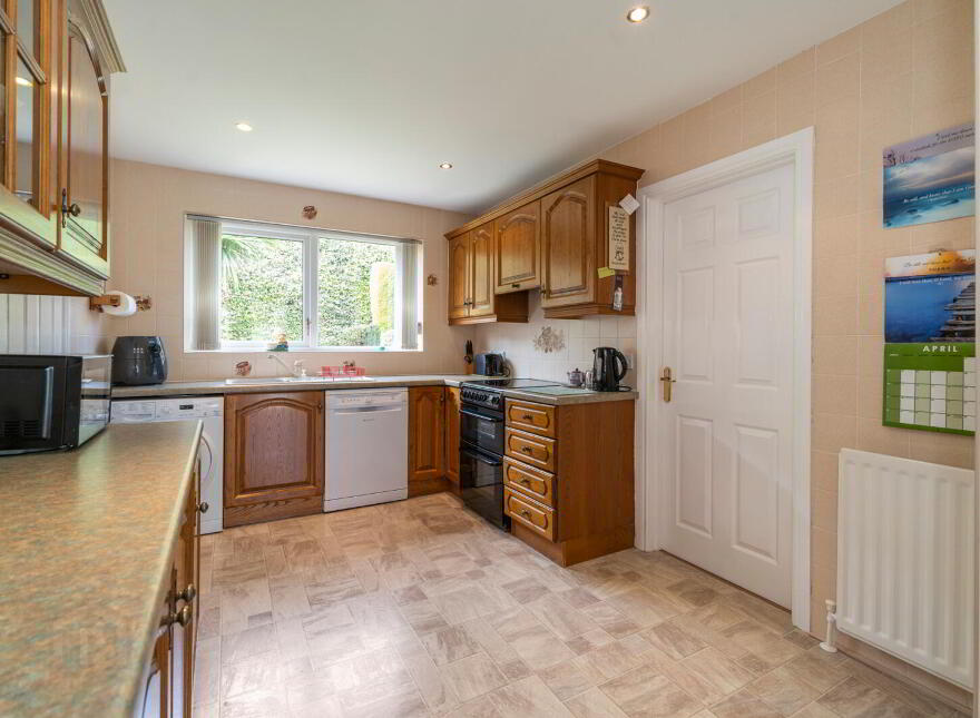 39 Lambert Avenue, Dundonald, Belfast, BT16 1LE