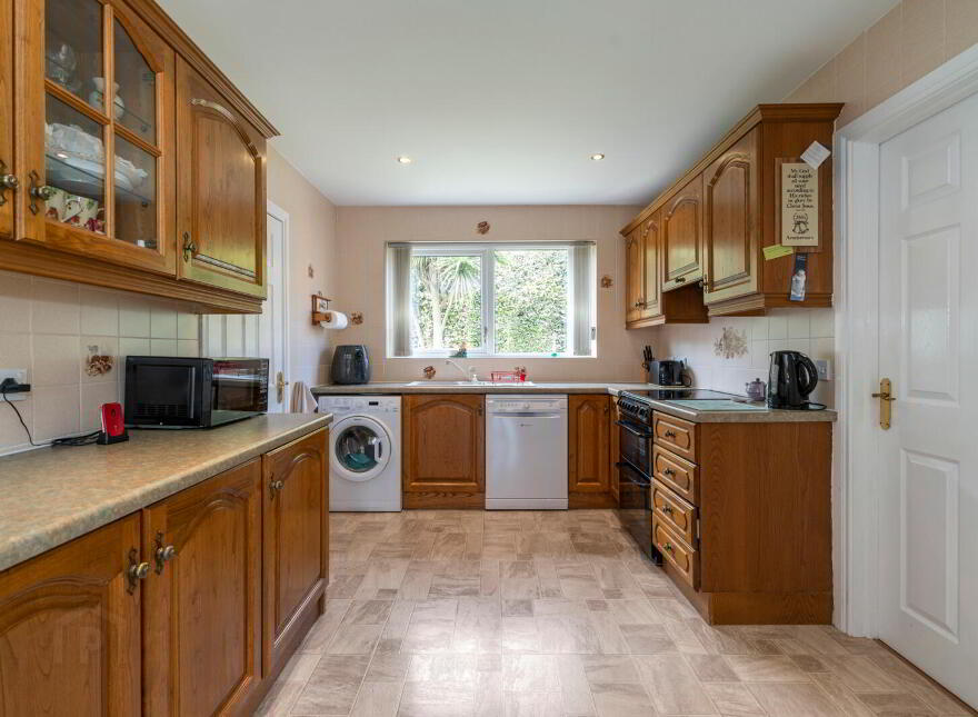 39 Lambert Avenue, Dundonald, Belfast, BT16 1LE