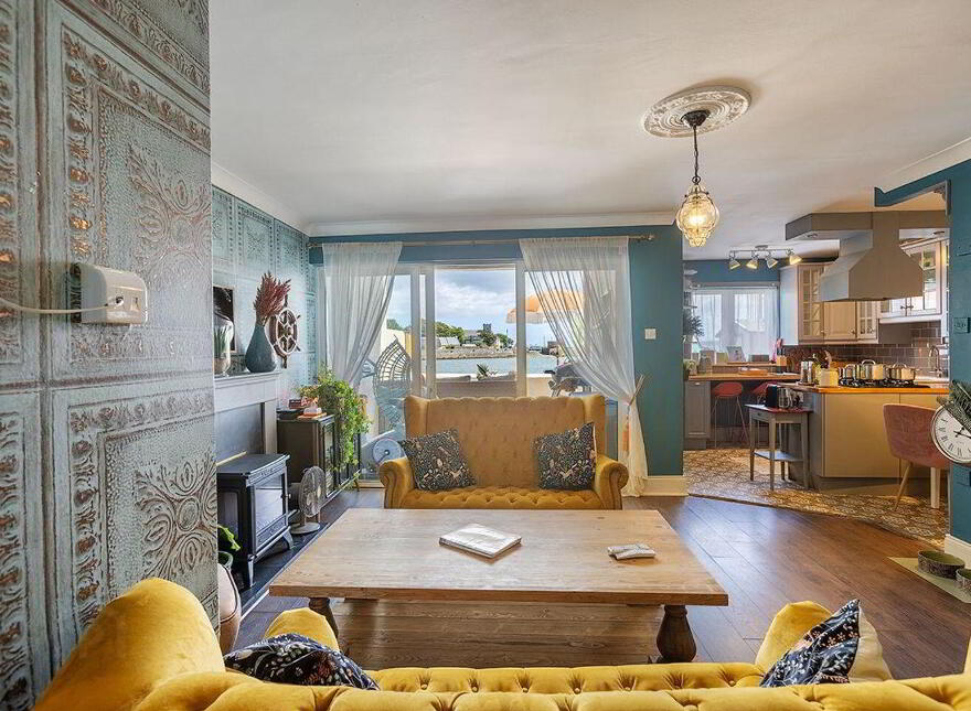 Apartment 11 Harbour Bay Apartments, Harbour Bay, Dungarvan, X35NV99