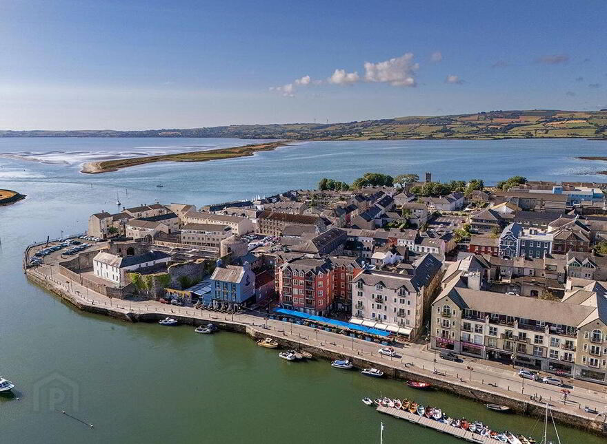 Apartment 11 Harbour Bay Apartments, Harbour Bay, Dungarvan, X35NV99