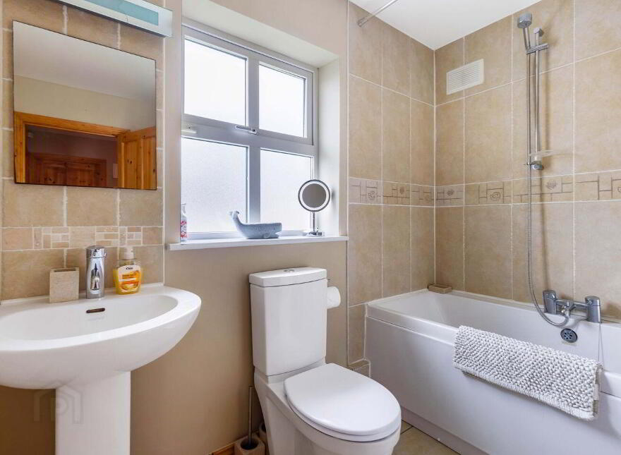 7 Edgeworth Court, Longwood, A83VY64