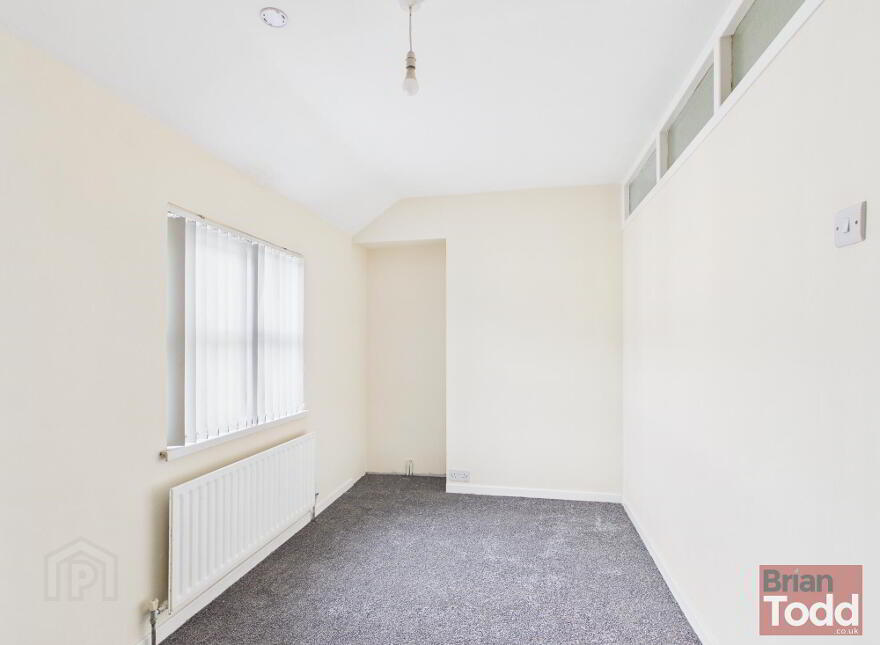 12 Glynn Road, Larne, BT40 3BB