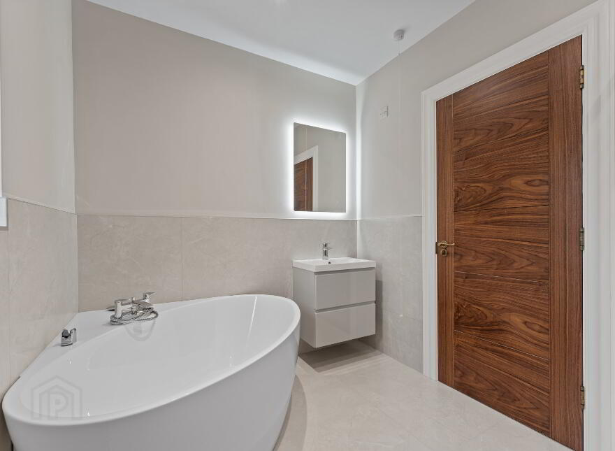 Carrigan Quay, Carrigan Quay, Sligo Road, Enniskillen, BT74 7JZ