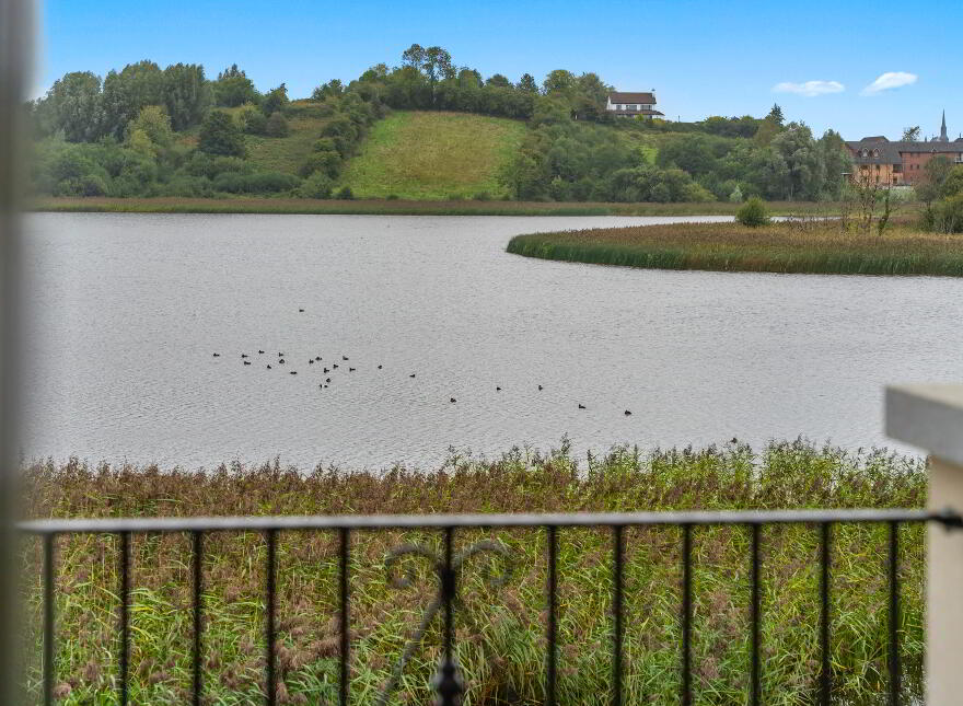 Carrigan Quay Apartment, Carrigan Quay, Sligo Road, Enniskillen, BT74 7JZ