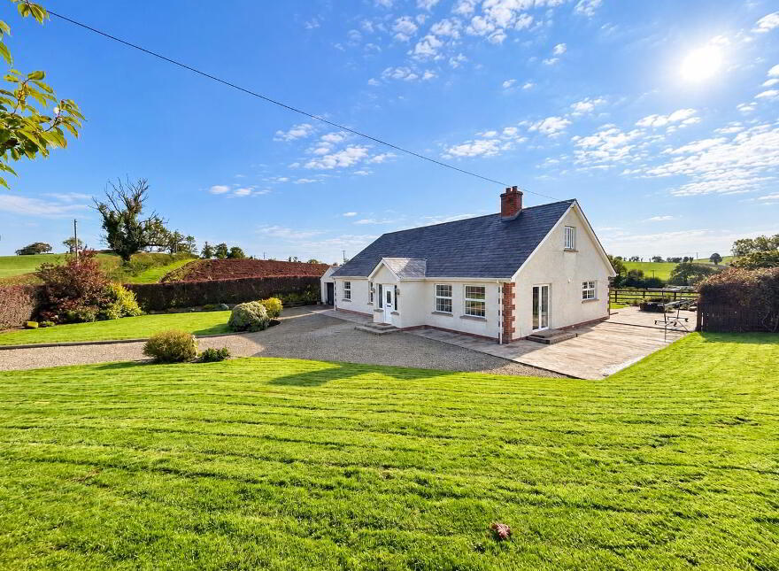 24 Baronagh Road, Fintona, Omagh, BT78 2LZ