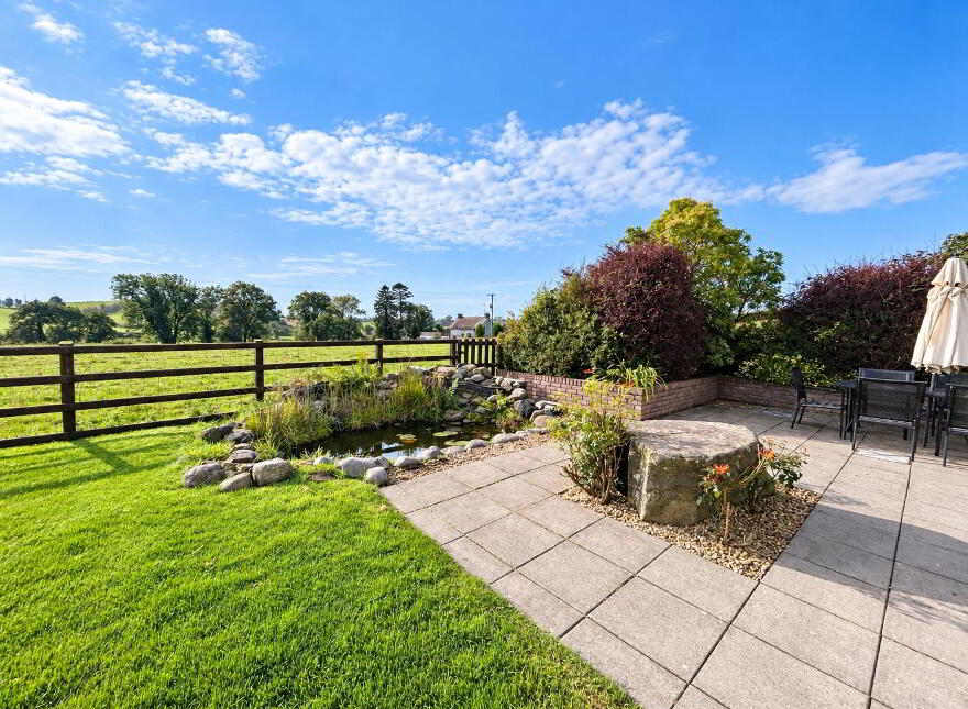 24 Baronagh Road, Fintona, Omagh, BT78 2LZ
