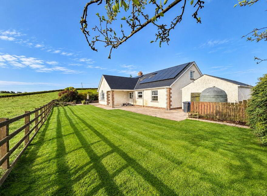 24 Baronagh Road, Fintona, Omagh, BT78 2LZ