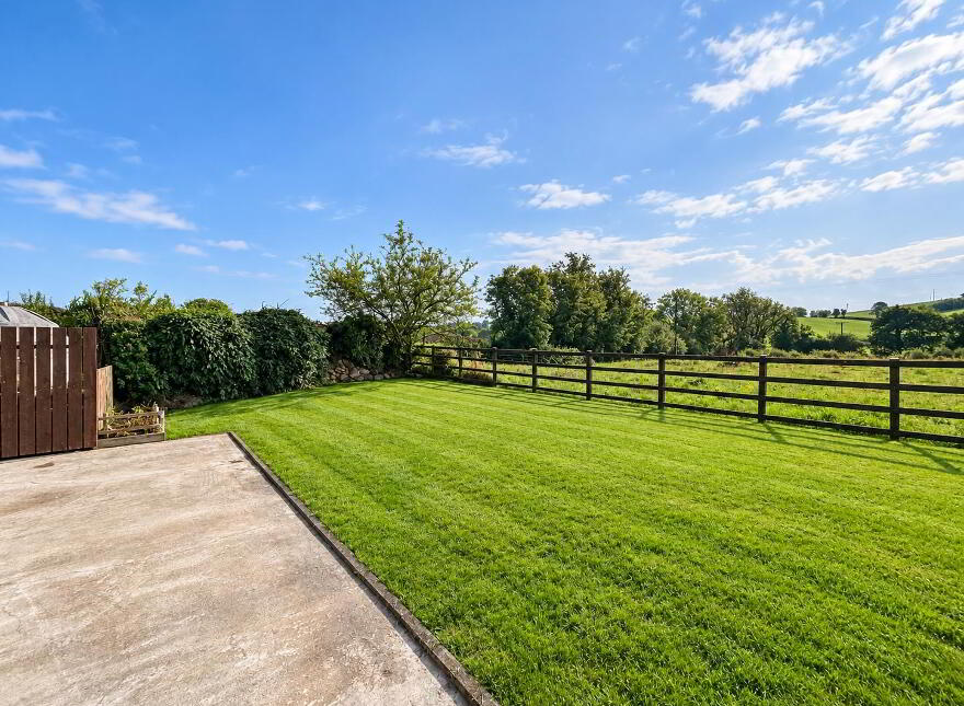 24 Baronagh Road, Fintona, Omagh, BT78 2LZ
