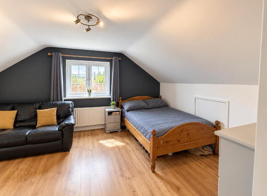24 Baronagh Road, Fintona, Omagh, BT78 2LZ