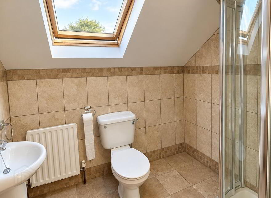 24 Baronagh Road, Fintona, Omagh, BT78 2LZ