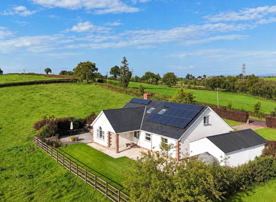 24 Baronagh Road, Fintona, Omagh, BT78 2LZ