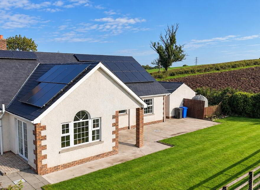 24 Baronagh Road, Fintona, Omagh, BT78 2LZ