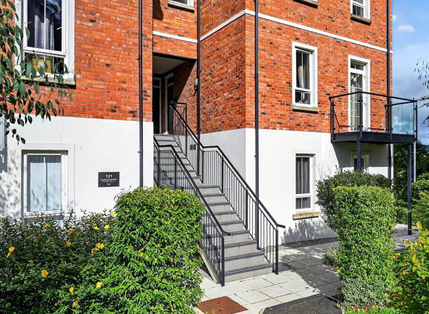 A6 Quarter Wood, 121 Old Dundonald Road, Belfast, BT16 1DL