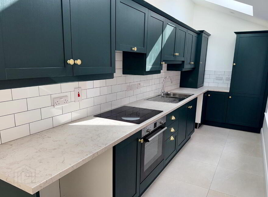 98 Ashley Avenue, Belfast, BT9 7BU