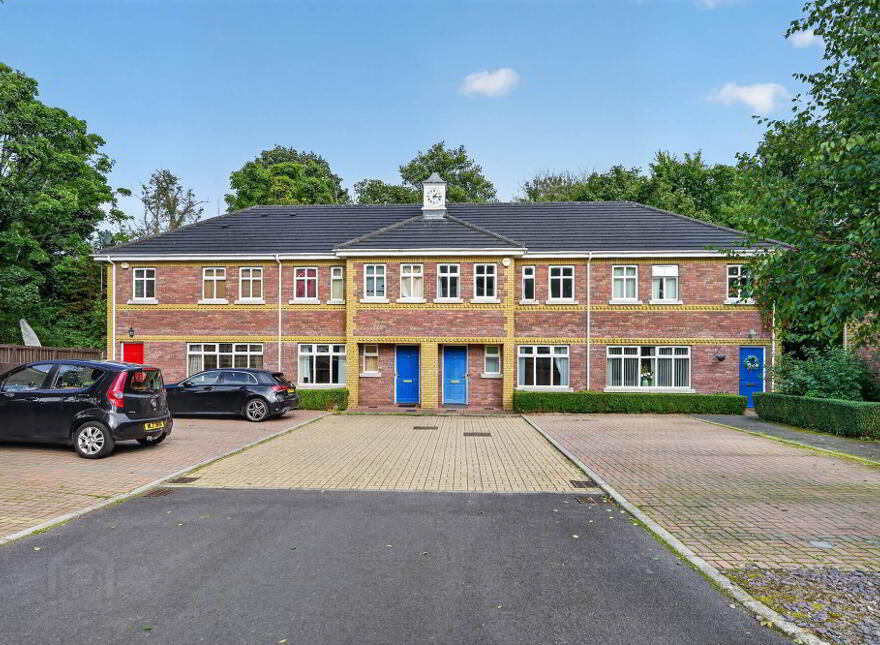 18 Glenburn Manor, Dunmurry, Belfast, BT17 9DX