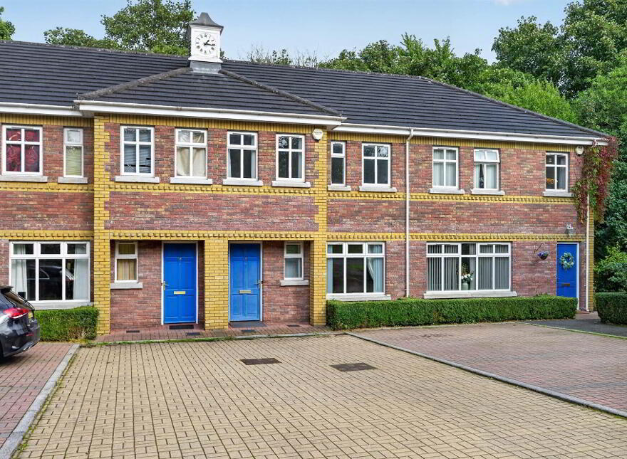 18 Glenburn Manor, Dunmurry, Belfast, BT17 9DX