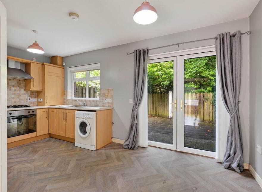 18 Glenburn Manor, Dunmurry, Belfast, BT17 9DX