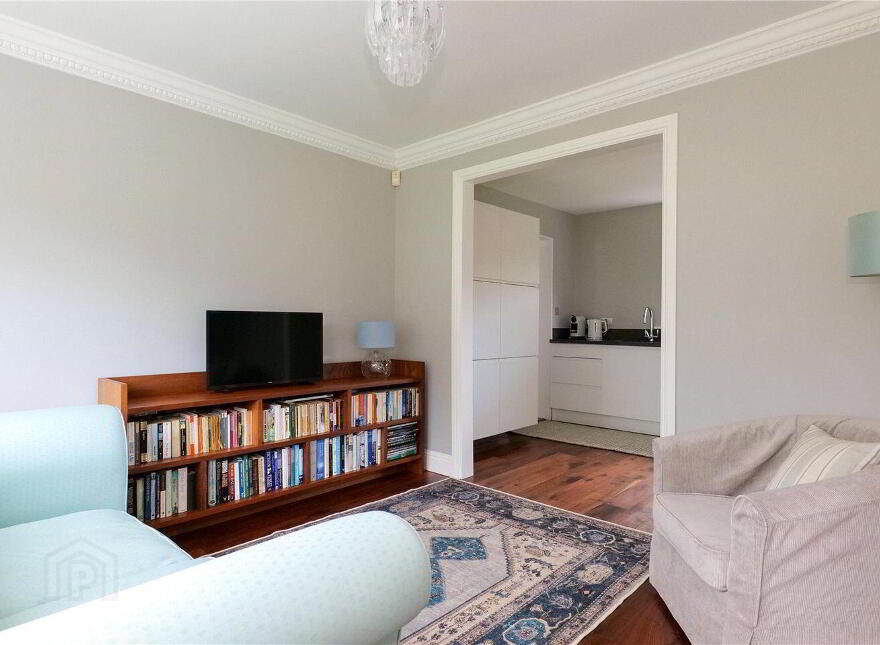 8 Rockbarton Green, Salthill, Salthill, H91YN1F