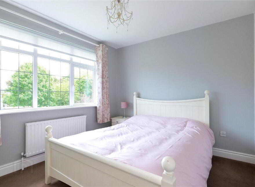 8 Rockbarton Green, Salthill, Salthill, H91YN1F