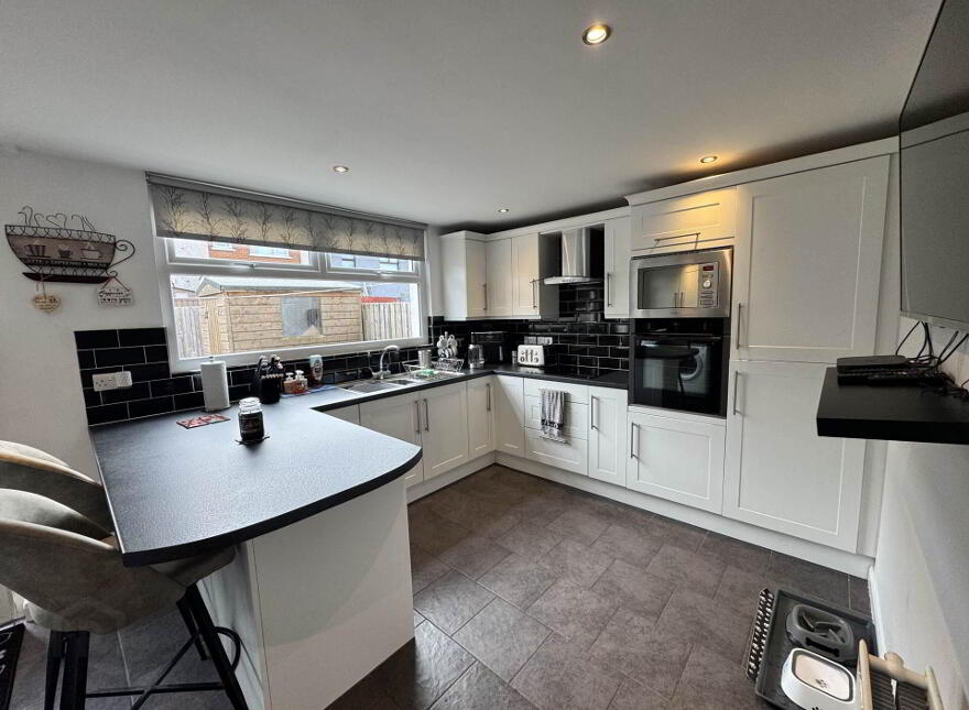 99 North Road, Carrickfergus, BT38 7QU