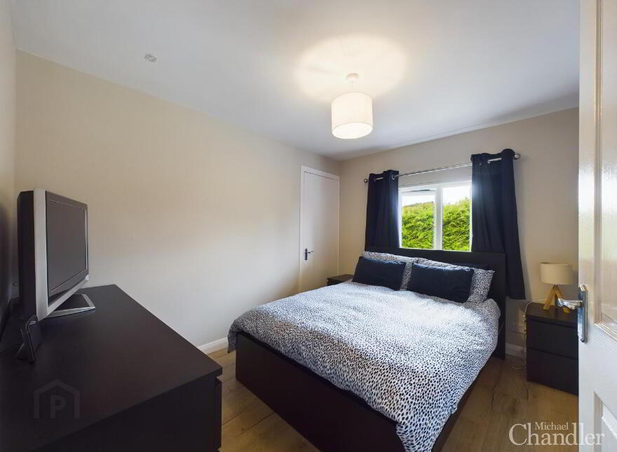 18 Clarehill Lane, Holywood, BT18 9NL