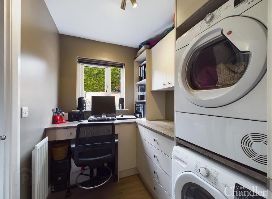 18 Clarehill Lane, Holywood, BT18 9NL