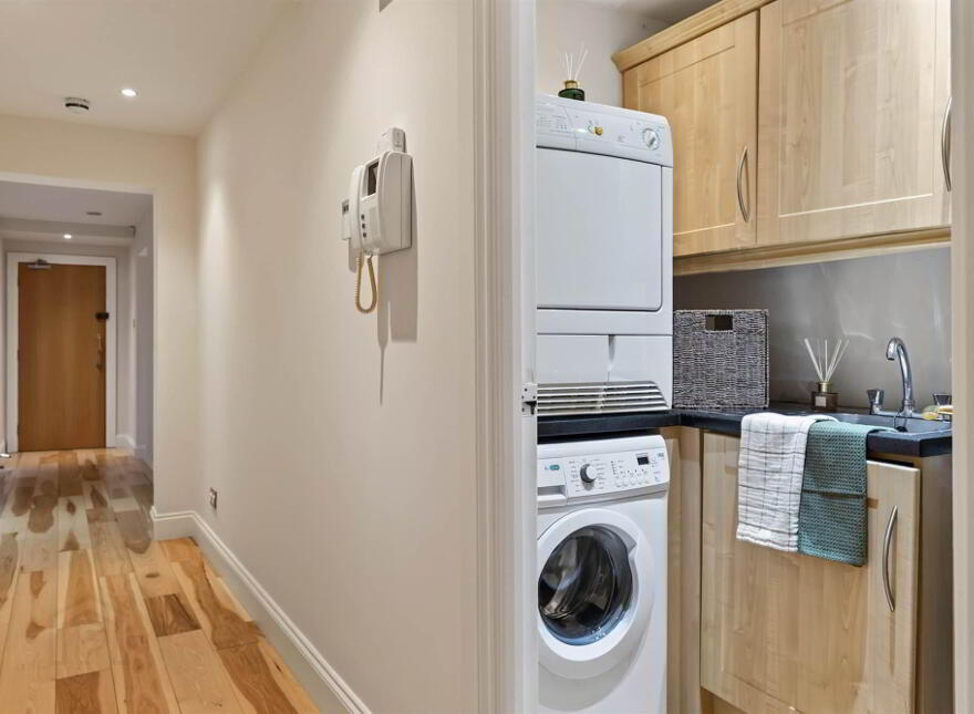 9 & 10 Regents Wood, Malone Road, Belfast, BT9 5RW