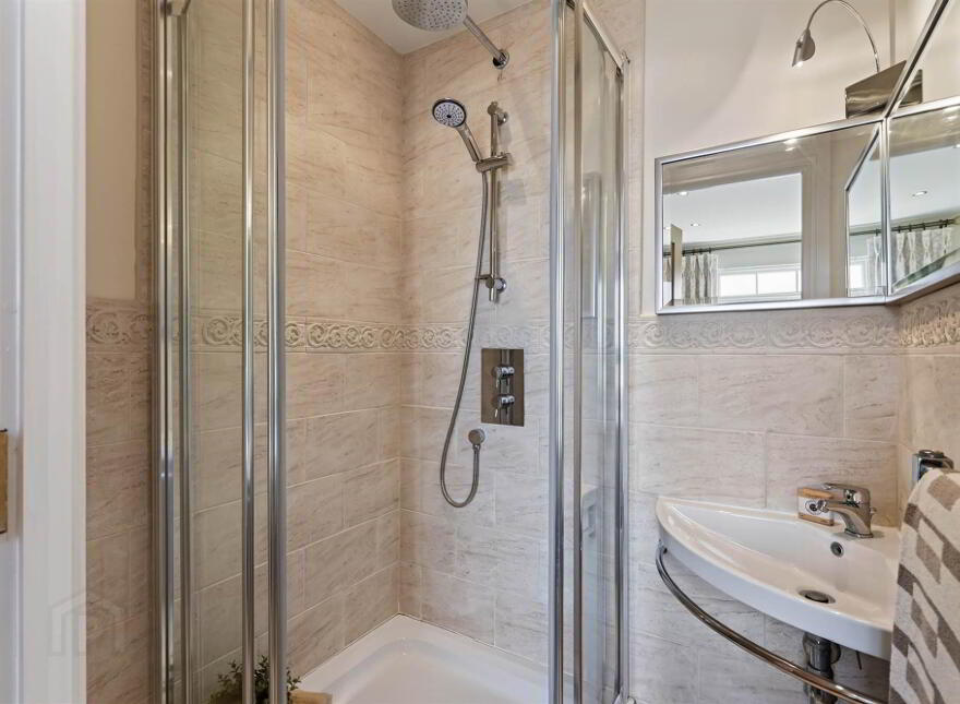 9 & 10 Regents Wood, Malone Road, Belfast, BT9 5RW
