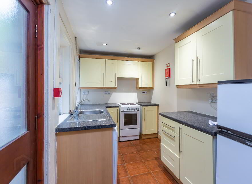 15 Agincourt Street, Belfast, BT7 1RB
