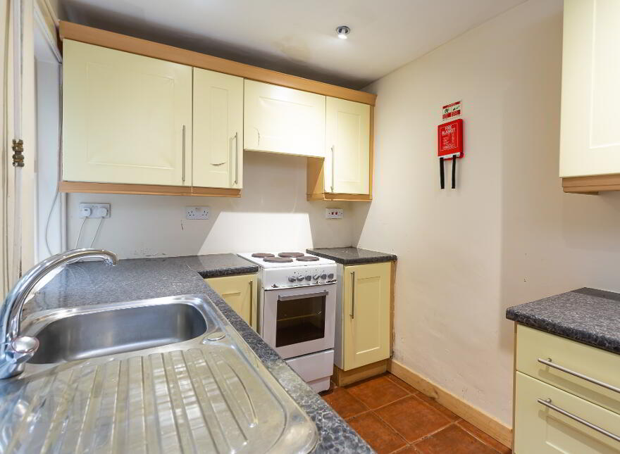 15 Agincourt Street, Belfast, BT7 1RB