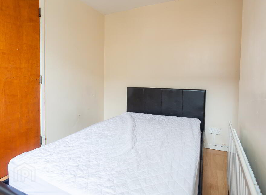 15 Agincourt Street, Belfast, BT7 1RB