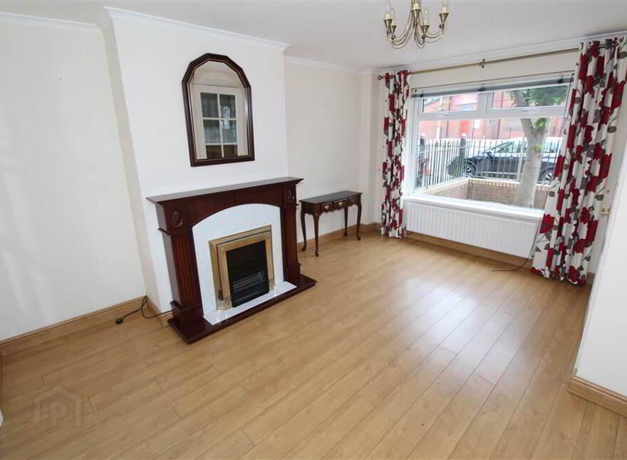 210 Grosvenor Road, Belfast, BT12 5AU