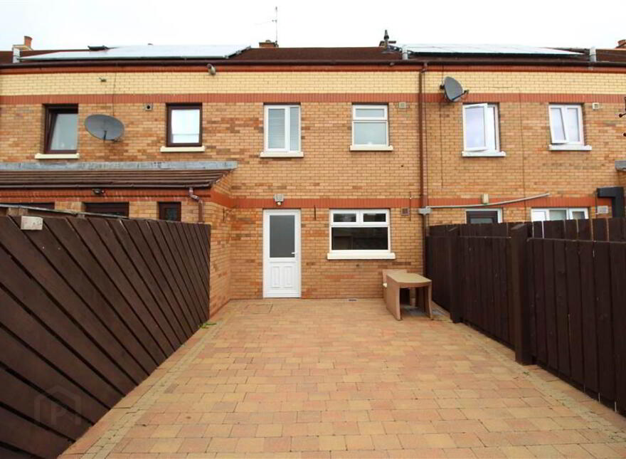 210 Grosvenor Road, Belfast, BT12 5AU