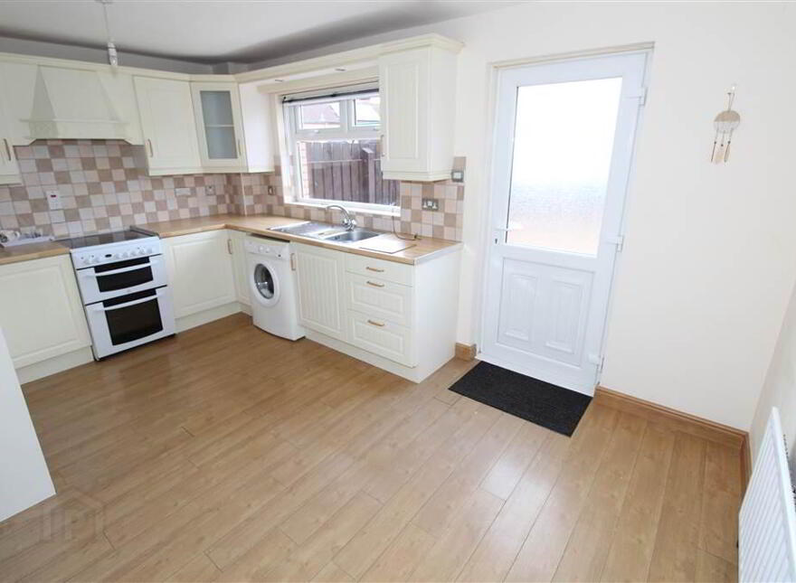 210 Grosvenor Road, Belfast, BT12 5AU